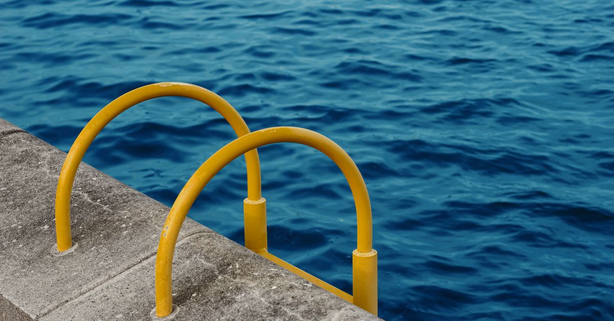 Responsibilities of Pool Owners Under State Legislation